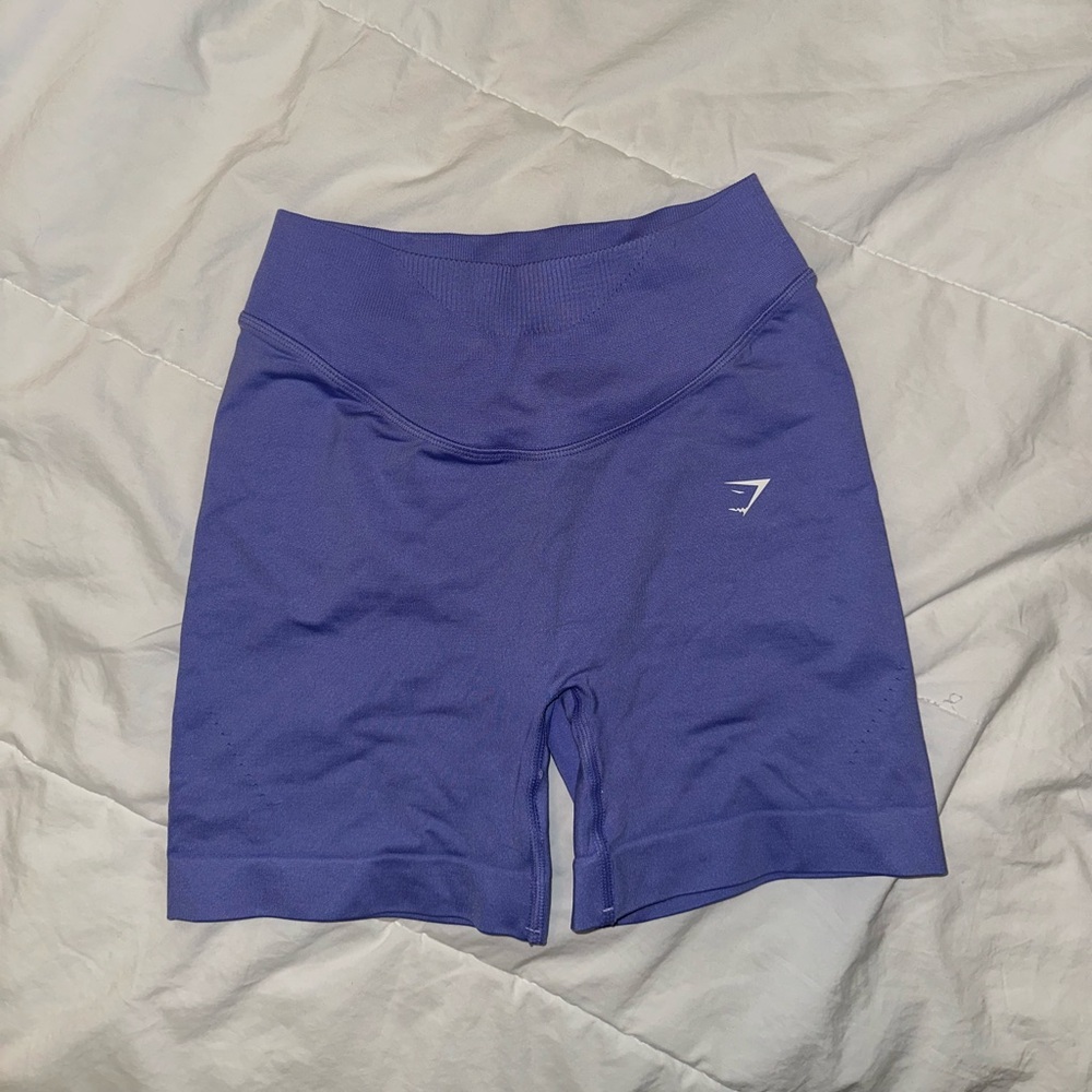 Gymshark set- shorts and sports bra XS